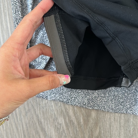 Lululemon Lost in Pace Skirt *Reg length 6 - Picture 3 of 3